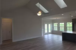 1552 Barnstable Ct, Colfax, NC 27235 - Photo 4