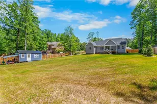 1401 Ashland Dr, Reidsville, NC 27320 - Photo 40