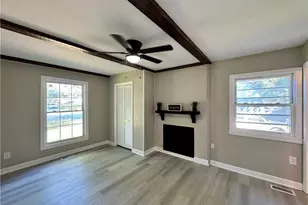 2401 Phoenix Dr, Greensboro, NC 27406 - Photo 26