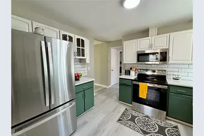 2401 Phoenix Drive, Greensboro, NC 27406 - Photo 14