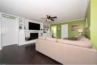 1332 Lake Drive 9, Lexington, NC 27292 - Photo 26