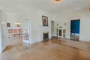 215 E 5th St, Burlington, NC 27215 - Photo 6