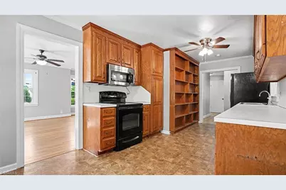 307 E Main Street, Stoneville, NC 27048 - Photo 10