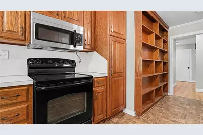 307 E Main Street, Stoneville, NC 27048 - Photo 12