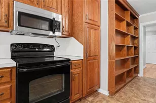 307 E Main St, Stoneville, NC 27048 - Photo 12