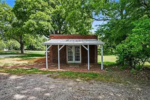 307 E Main St, Stoneville, NC 27048 - Photo 42