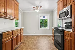 307 E Main St, Stoneville, NC 27048 - Photo 16