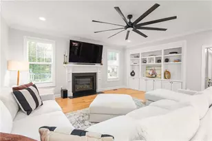 4638 Apple Rdg Ln, Graham, NC 27253 - Photo 2