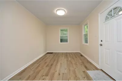 1312 Woodside Drive, Greensboro, NC 27405 - Photo 8
