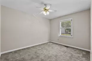 4345 Baylor St, Greensboro, NC 27455 - Photo 18