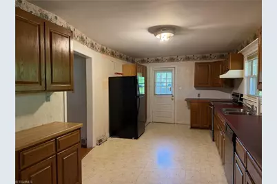 2975 Bellaire Circle, Walkertown, NC 27051 - Photo 10