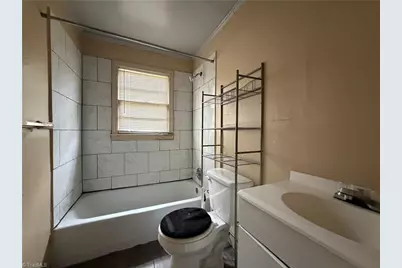 1015 Moody Street, Greensboro, NC 27401 - Photo 16