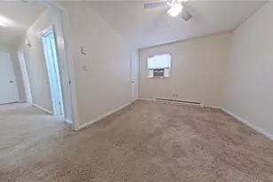 1105 Meadowbrook Blvd, High Point, NC 27260 - Photo 6