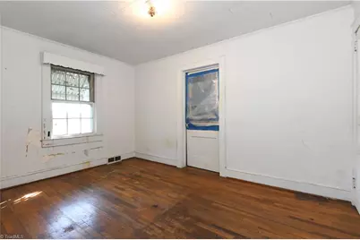 1402 Oak Ridge Road, Kernersville, NC 27284 - Photo 12