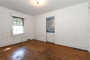 1402 Oak Ridge Rd, Kernersville, NC 27284 - Photo 12