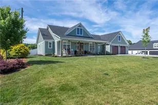 107 Meeting House Ln, Advance, NC 27006 - Photo 2