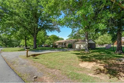 130 Fieldale Drive, Stoneville, NC 27048 - Photo 4