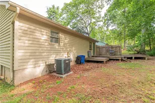 688 Shoreline Dr, Lexington, NC 27292 - Photo 20