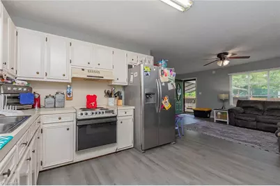 688 Shoreline Drive, Lexington, NC 27292 - Photo 8