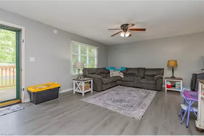 688 Shoreline Drive, Lexington, NC 27292 - Photo 4