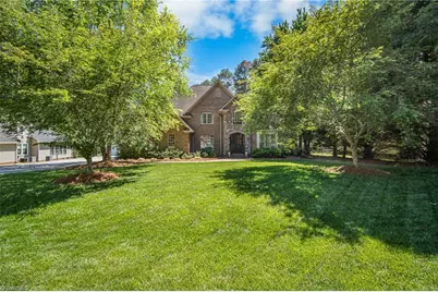5605 Birkdale Drive, Lexington, NC 27295 - Photo 2