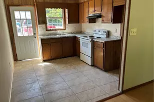 209 Hallmark Dr, Lexington, NC 27292 - Photo 4