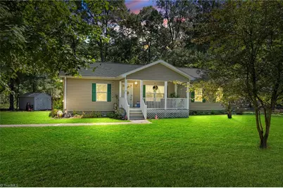 170 Garrett Lane, Thomasville, NC 27360 - Photo 2