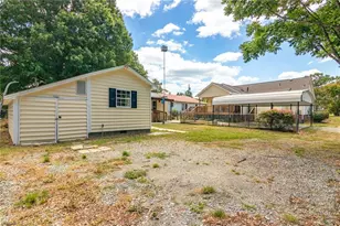 214 Moon St, Thomasville, NC 27360 - Photo 30