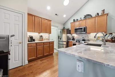 4332 Grassy Moss Drive, Greensboro, NC 27409 - Photo 8