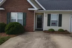 716 Wynbrook Square Ln, Winston-Salem, NC 27103 - Photo 2