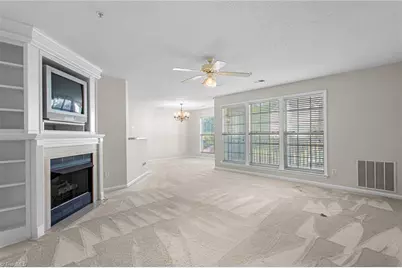 2219 Delaney Drive #214, Burlington, NC 27215 - Photo 2