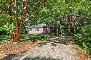 336 Lawndale Dr, Winston-Salem, NC 27104 - Photo 4