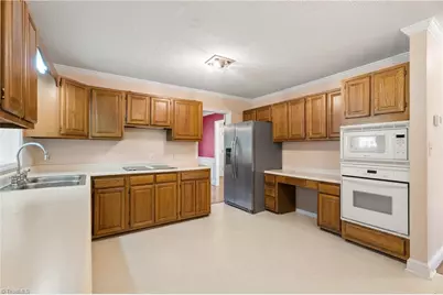 926 Branchwood Drive, Kernersville, NC 27284 - Photo 12