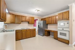 926 Branchwood Dr, Kernersville, NC 27284 - Photo 12