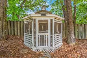 3811 Langdale Dr, High Point, NC 27265 - Photo 46