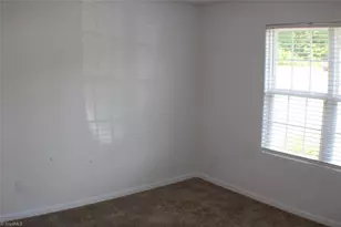 4035 Meredith Woods Ln, Winston-Salem, NC 27107 - Photo 12