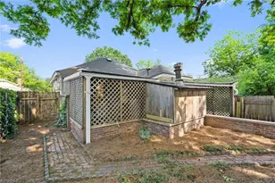 409 Peele St, Burlington, NC 27215 - Photo 30