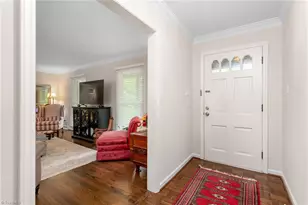 1301 Lakewood Dr, Greensboro, NC 27410 - Photo 4