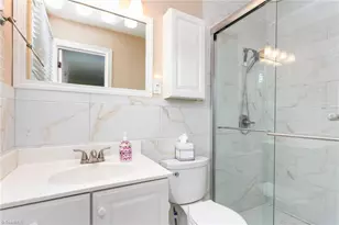 1301 Lakewood Dr, Greensboro, NC 27410 - Photo 22