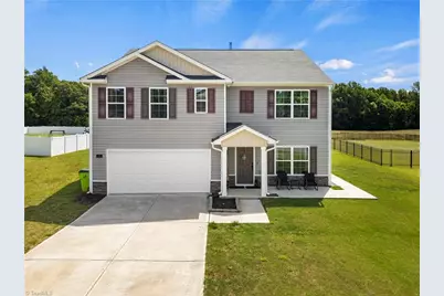 183 Ashfield Lane, Lexington, NC 27292 - Photo 2