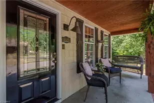 1125 Briarwood Dr, Walnut Cove, NC 27052 - Photo 4