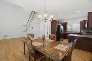 203 Southern Woods Dr, Winston-Salem, NC 27107 - Photo 8