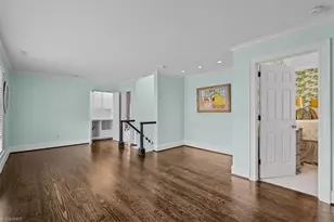 12 Charleston Square, Greensboro, NC 27408 - Photo 32