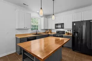 4212 Elderbush Cir, Greensboro, NC 27405 - Photo 14