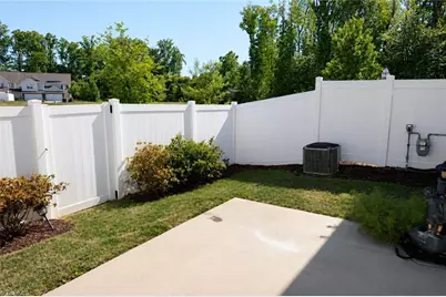 807 Riley Lane, Greensboro, NC 27455 - Photo 32