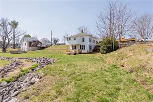 105 Swanson St, Galax, VA 24333 - Photo 34