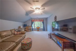 5707 Middlebury Pl, Greensboro, NC 27410 - Photo 28