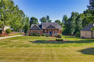5567 Friendship Glen Dr, Browns Summit, NC 27214 - Photo 6