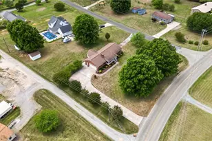 1540 Thomas Rd, Lexington, NC 27295 - Photo 38