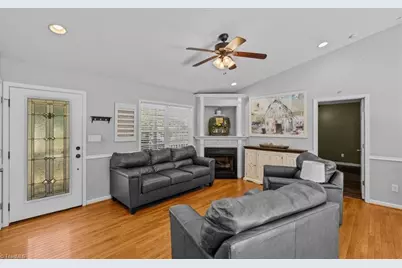 255 Mustang Drive, Thomasville, NC 27360 - Photo 12
